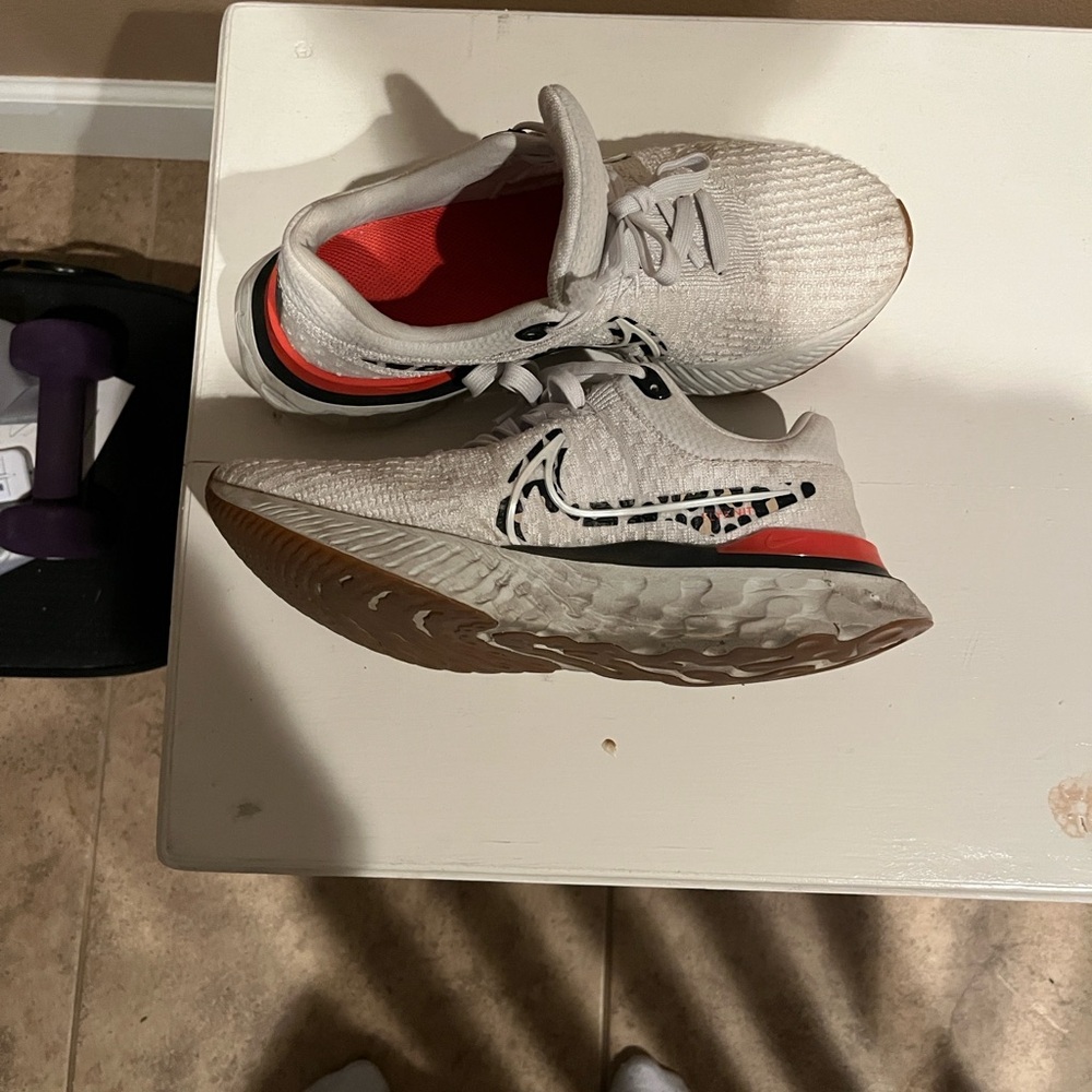 Nike White and Red Athletic Shoes